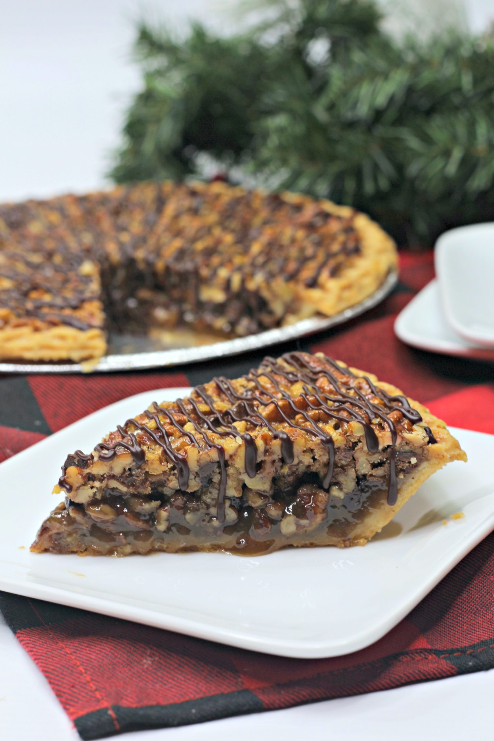 chocolate-pecan-turtle-pie-from-gate-to-plate