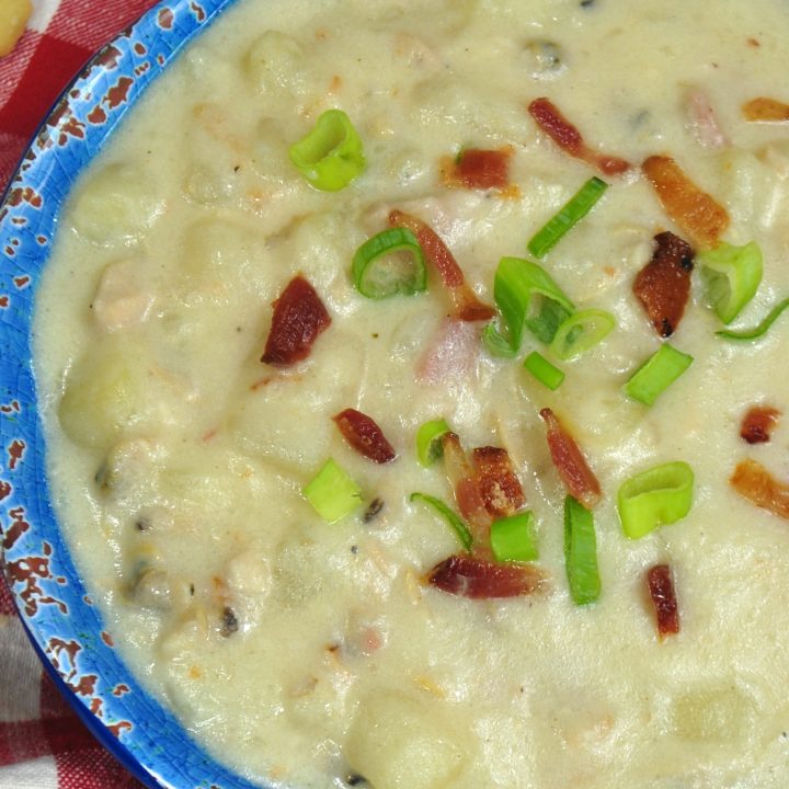 Instant Pot Clam Chowder 