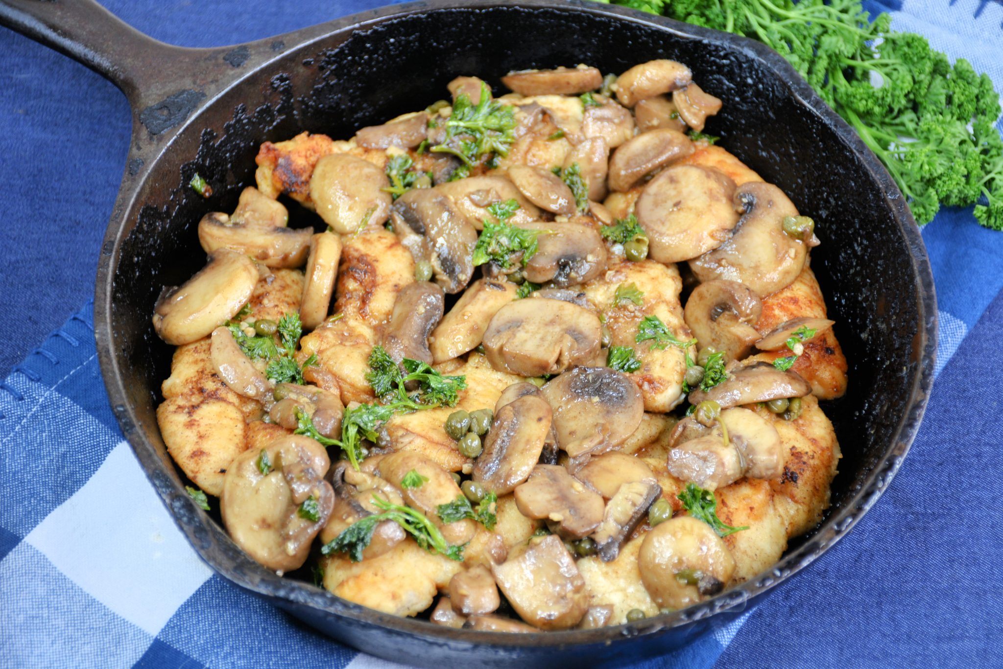 Chicken and Mushrooms in a garlic white wine sauce - From Gate To Plate