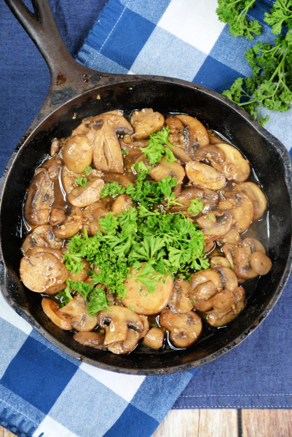 Chicken and Mushrooms in a garlic white wine sauce From Gate To Plate