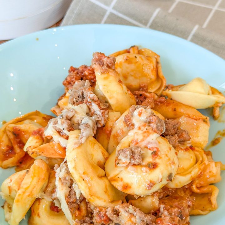 Slow cooker ravioli lasagna